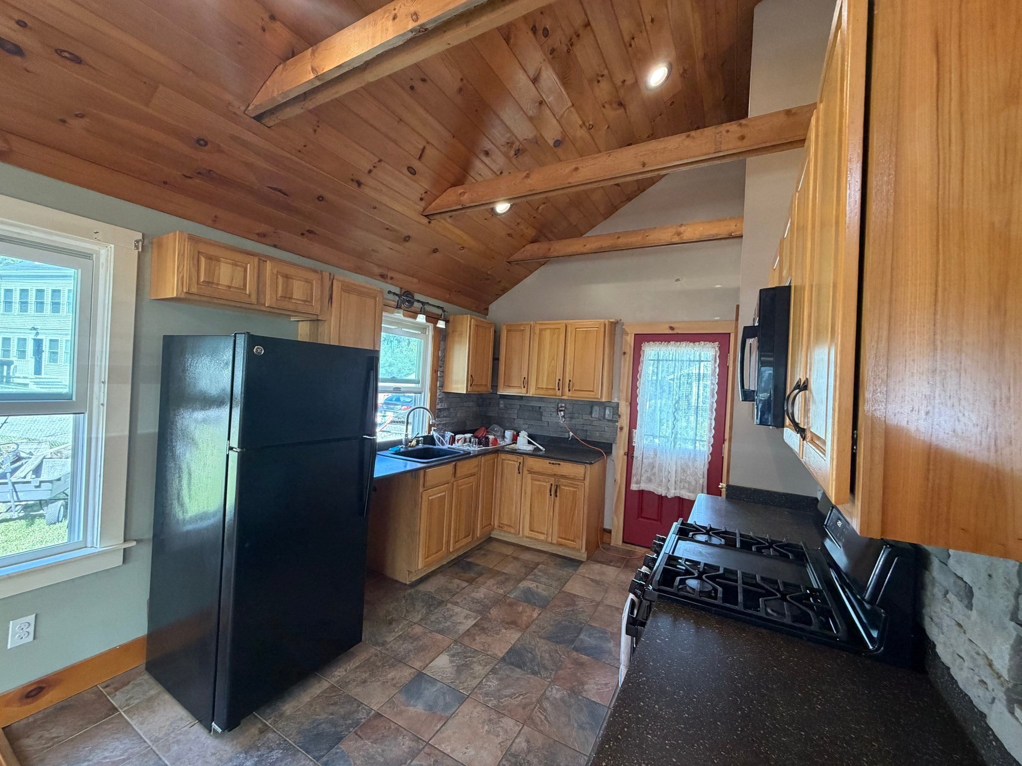 107 Bluff Ave, Swansea, MA, 107 Bluff Ave, Swansea, MA Photo #7