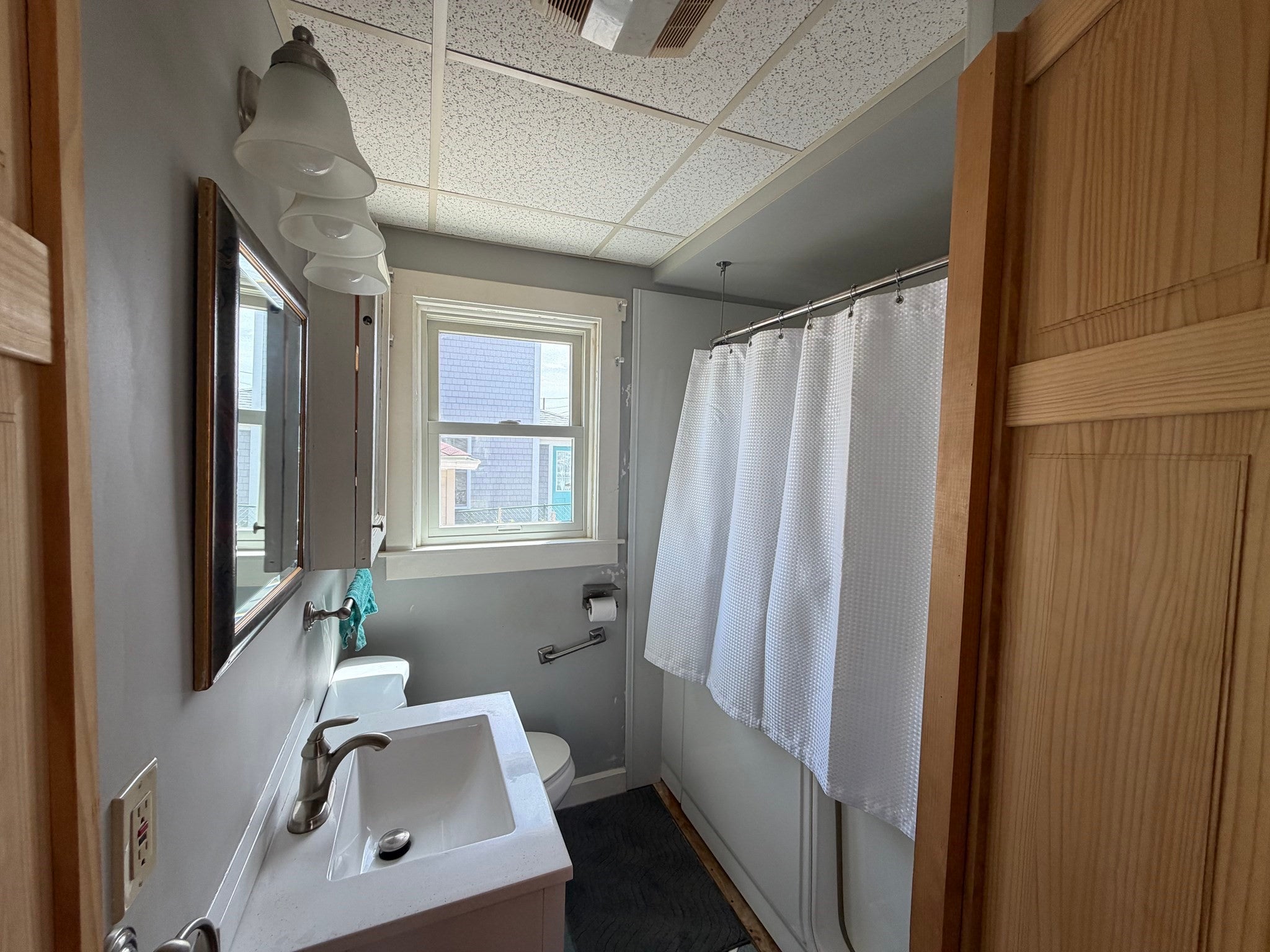 107 Bluff Ave, Swansea, MA, 107 Bluff Ave, Swansea, MA Photo #9
