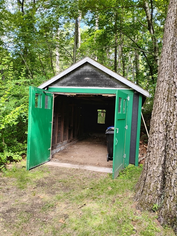 10 Highland Rd