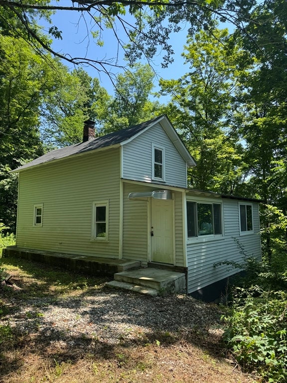 19 Goss Hill Rd, Huntington, MA, 19 Goss Hill Rd, Huntington, MA Photo #2