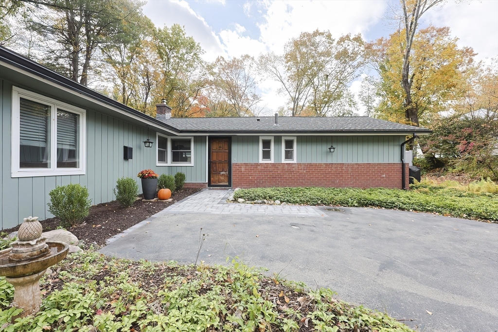 91 Eaton Road W