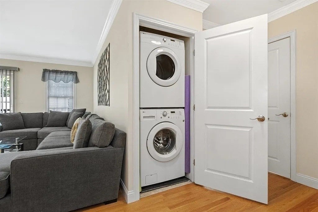 32 Common St #3-4, Waltham, MA Photo #11