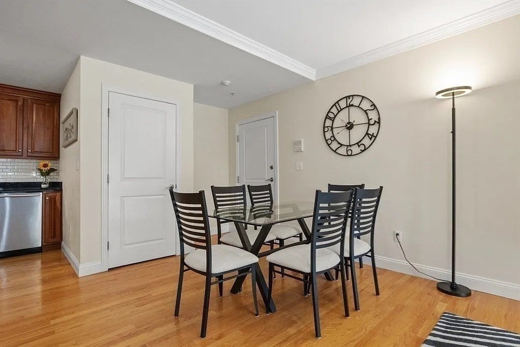 32 Common St #3-4, Waltham, MA Photo #2