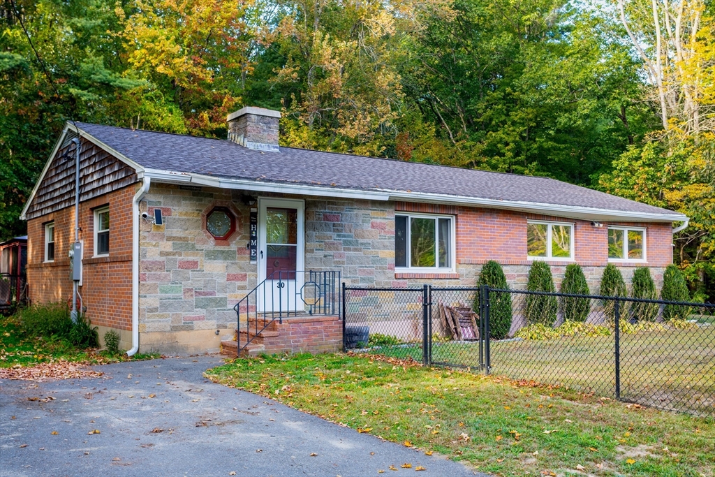 30 Center St