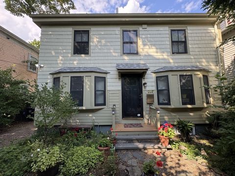 Photo of 237-239 Mt Auburn Street, Cambridge, MA 02138 (MLS # 73502795)