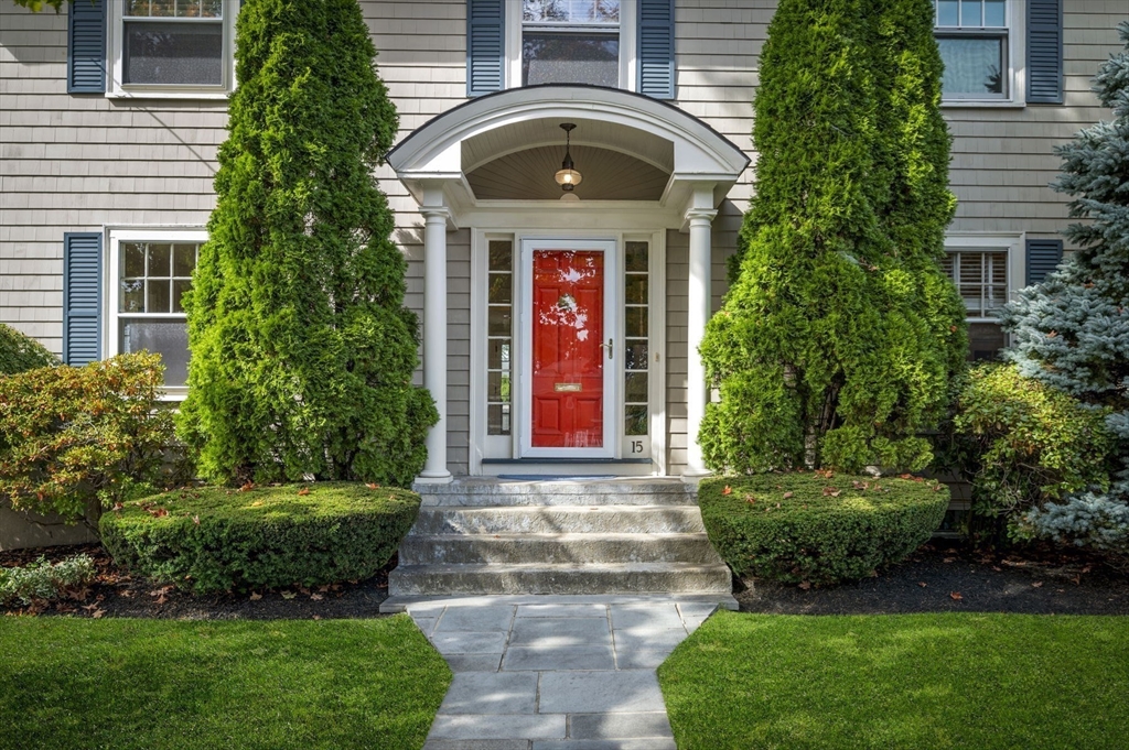 15 Oak Street