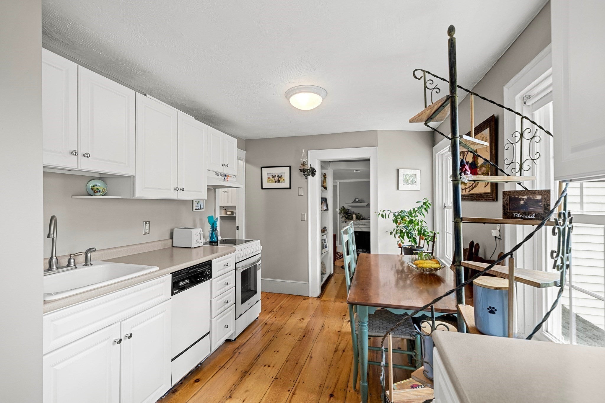 376 Main St #4, Amesbury, MA, 376 Main St #4, Amesbury, MA Photo #15