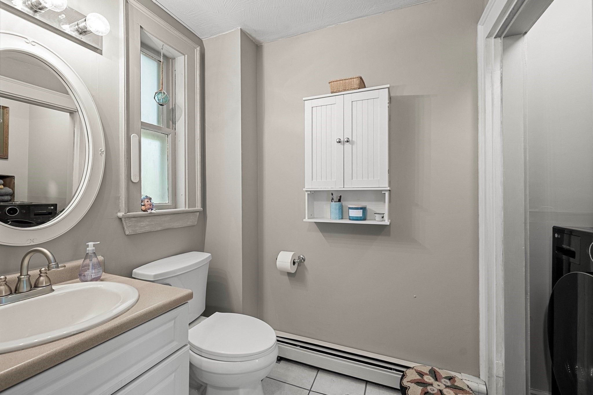 376 Main St #4, Amesbury, MA, 376 Main St #4, Amesbury, MA Photo #24