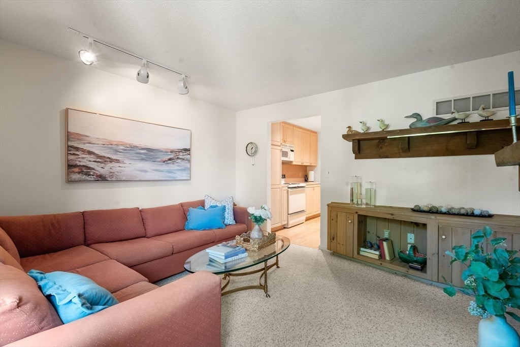 68 Woodland Trail #68, Falmouth, MA, 68 Woodland Trail #68, Falmouth, MA Photo #7