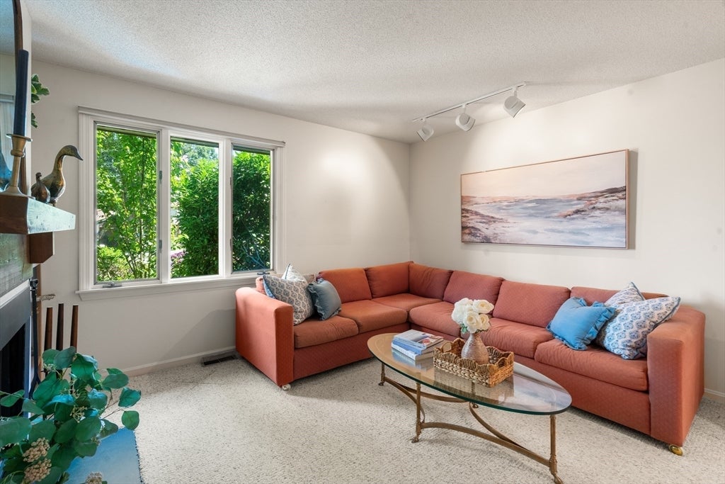 68 Woodland Trail #68, Falmouth, MA, 68 Woodland Trail #68, Falmouth, MA Photo #6