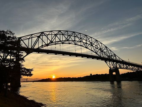 90-92 Sandwich Rd 9c Bourne MA 02532