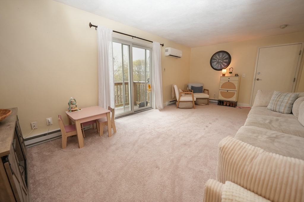 90-92 Sandwich Rd 9c