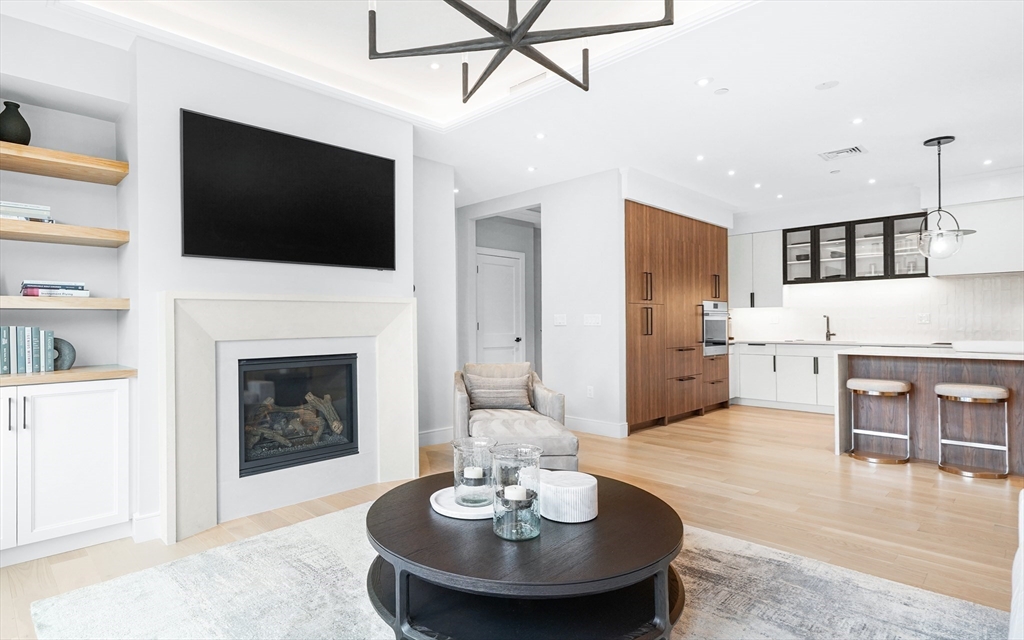 148 Weston Rd 304