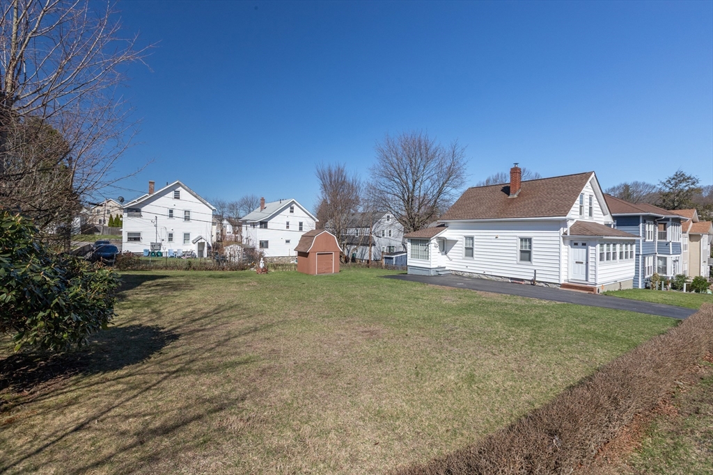 118 Dana Ave