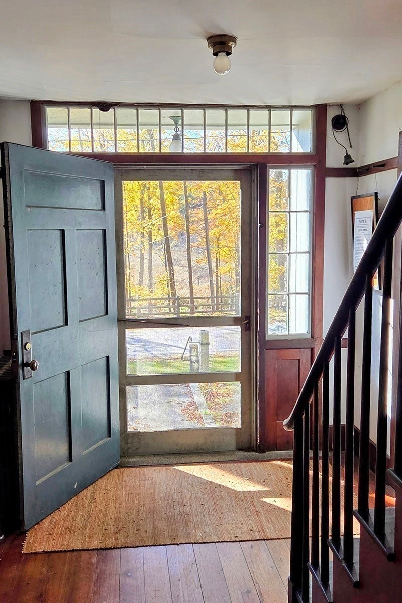 78 Shaker Rd