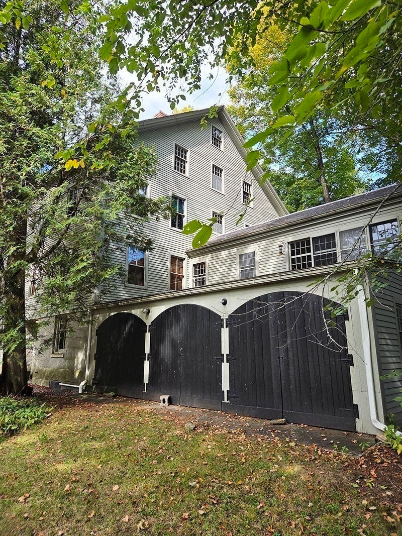 78 Shaker Rd
