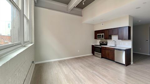 Photo of 6 Chatham Street #104, Worcester, MA 01609 (MLS # 73461355)
