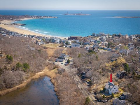 129 Thatcher Rd Gloucester MA 01930