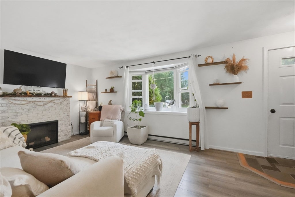 111 Manning Street 2
