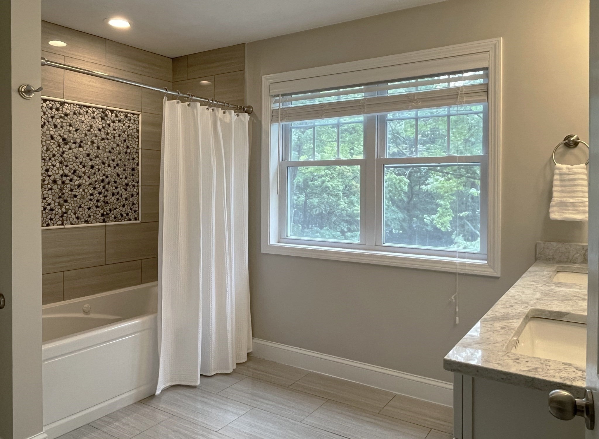 20 Beacon St #20, Shrewsbury, MA Photo #17