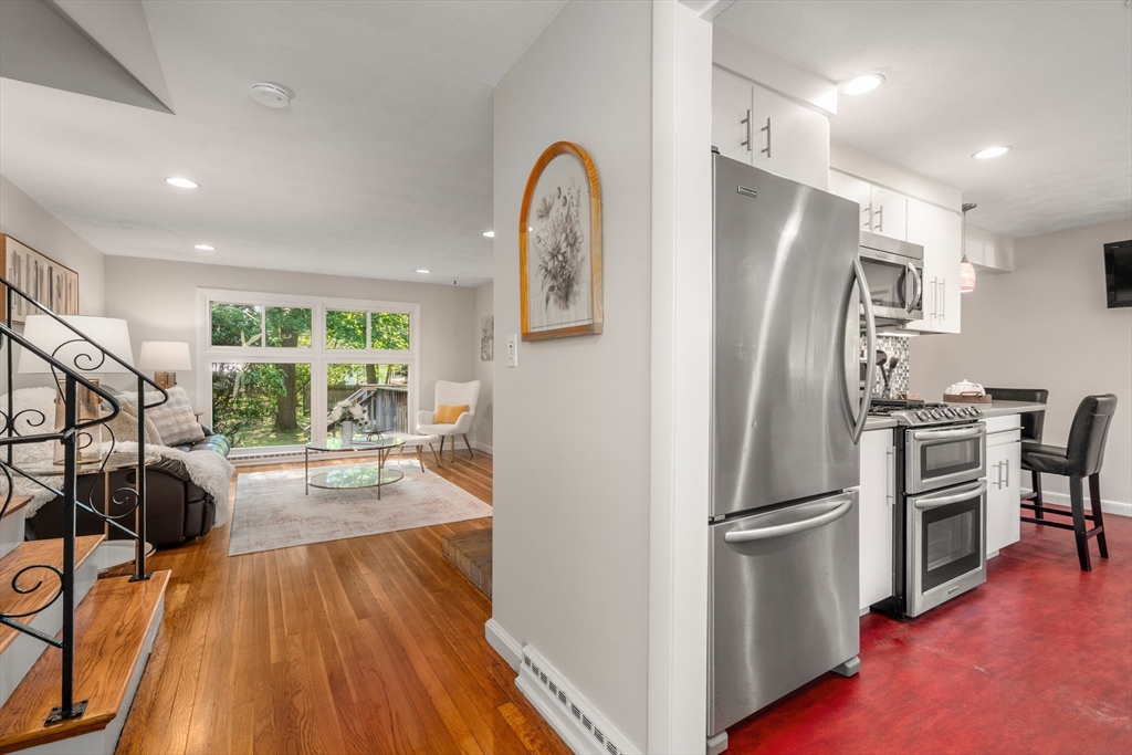 6 Royce Road