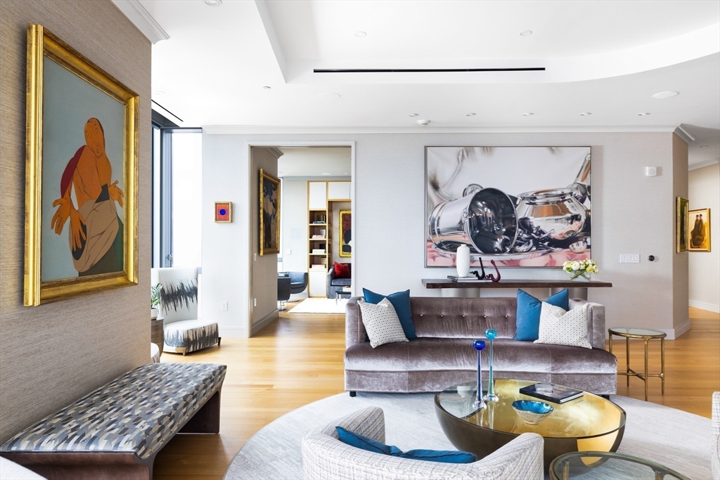 1 Dalton St 4804