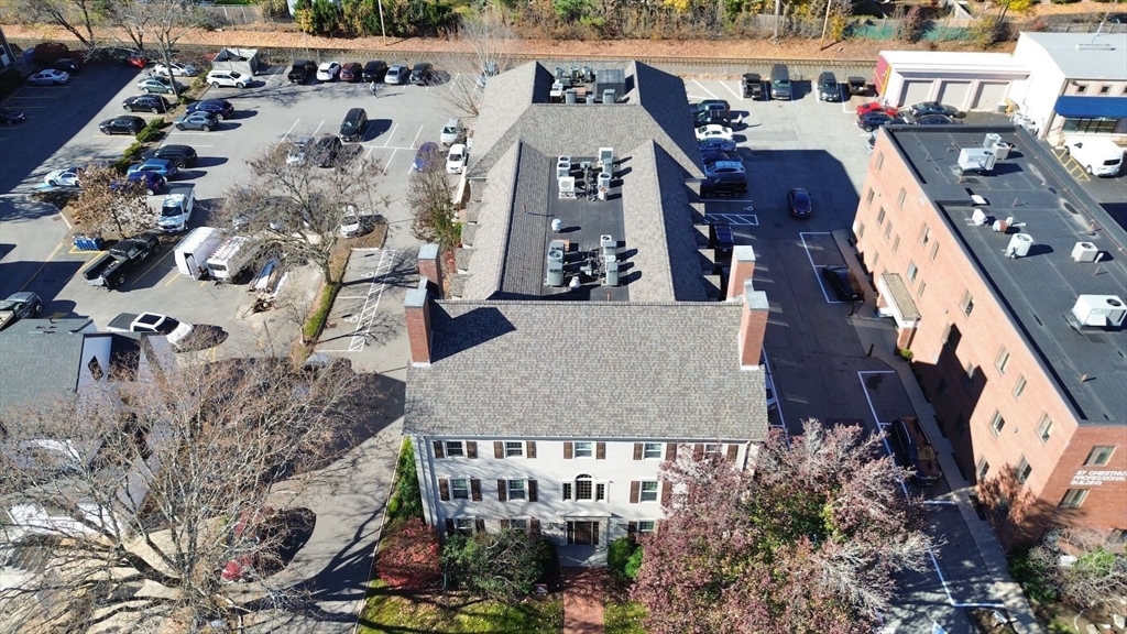 105 Chestnut St 35