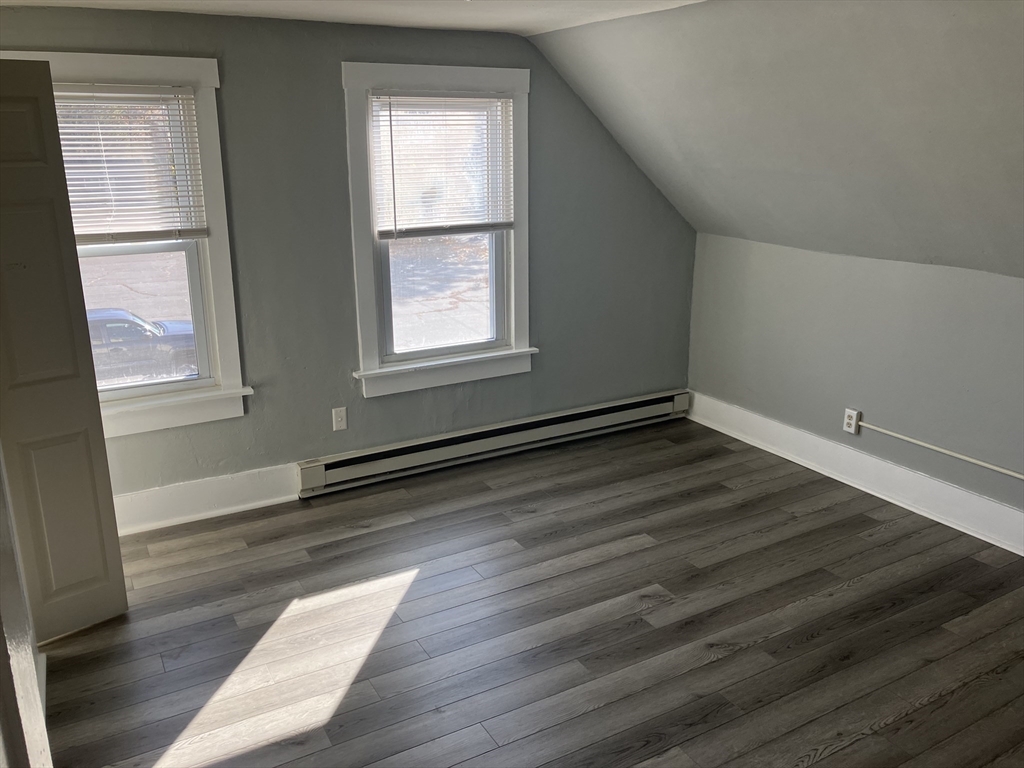 Shirley, Massachusetts 01464, United States, 3 Bedrooms Bedrooms, ,3 BathroomsBathrooms,Residential,Contingent,88347