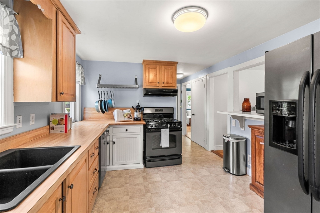 8 Cressey AVE, Salem, MA, 8 Cressey AVE, Salem, MA Photo #9