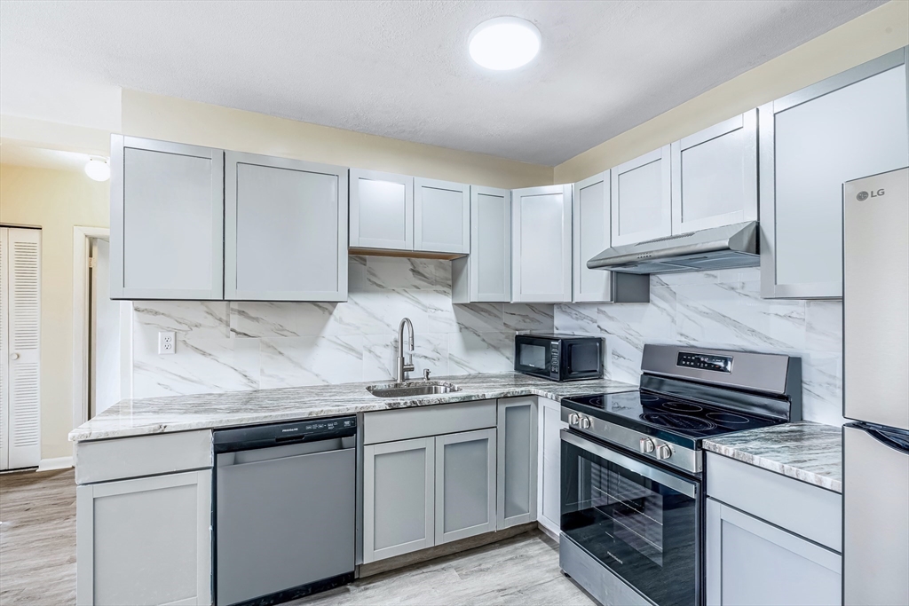 256 Parker Hill Ave 256-14