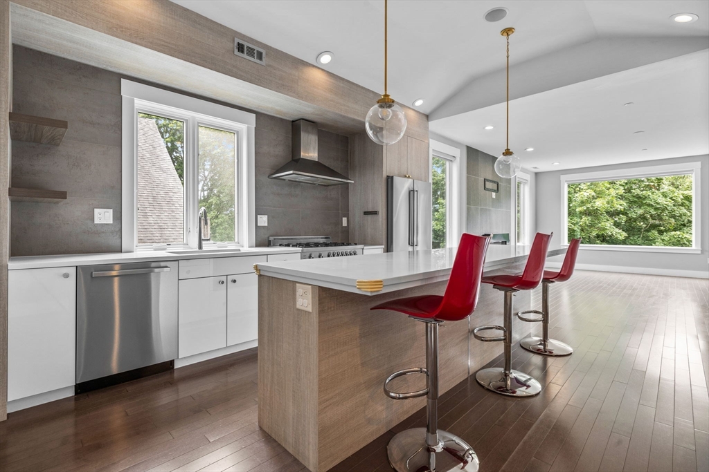 202 Rawson Rd 3