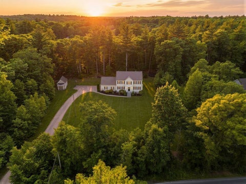 Photo of 88 Northbridge St, Mendon, MA 01756 (MLS # 73536105)