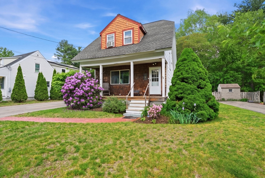 13 Clapp Rd