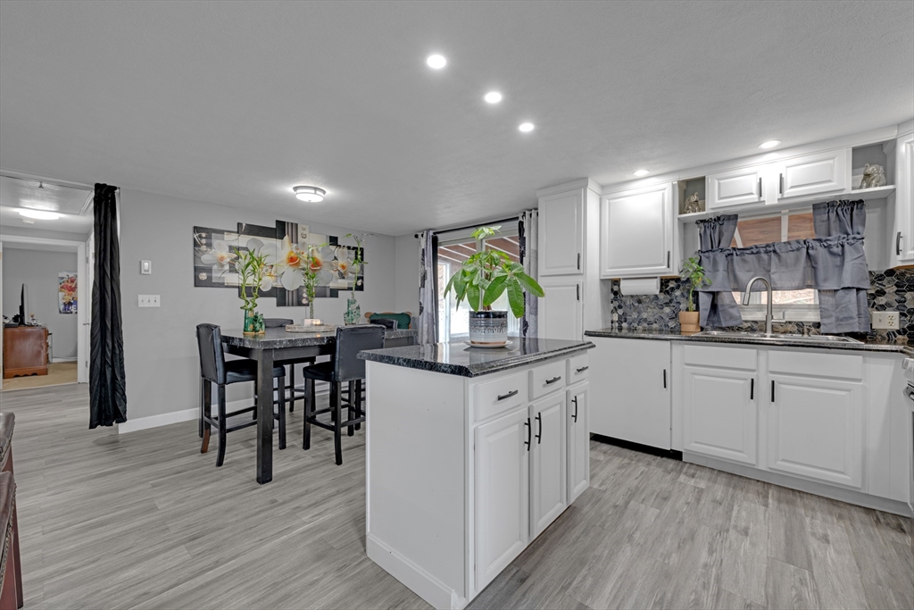 23 Chartier Ln