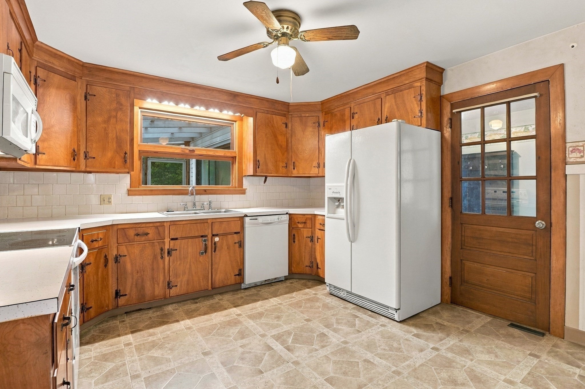153 Boylston Street, Shrewsbury, MA, 153 Boylston Street, Shrewsbury, MA Photo #4