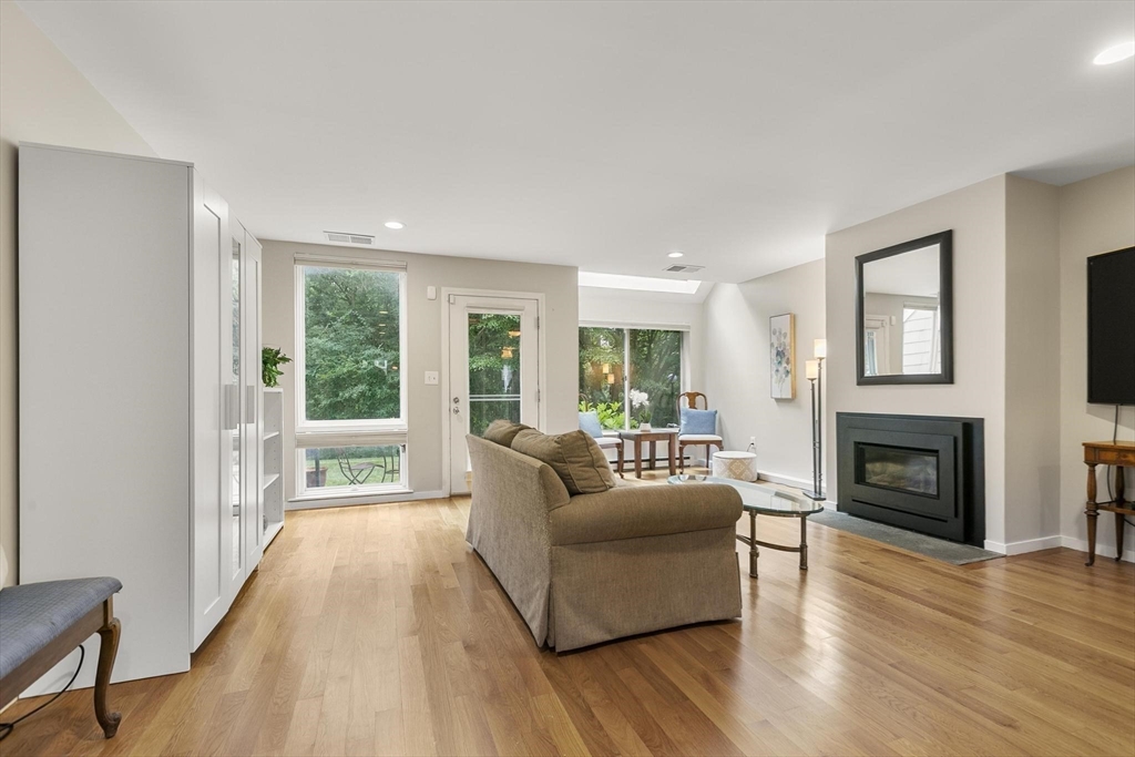 171 Swanton St 12