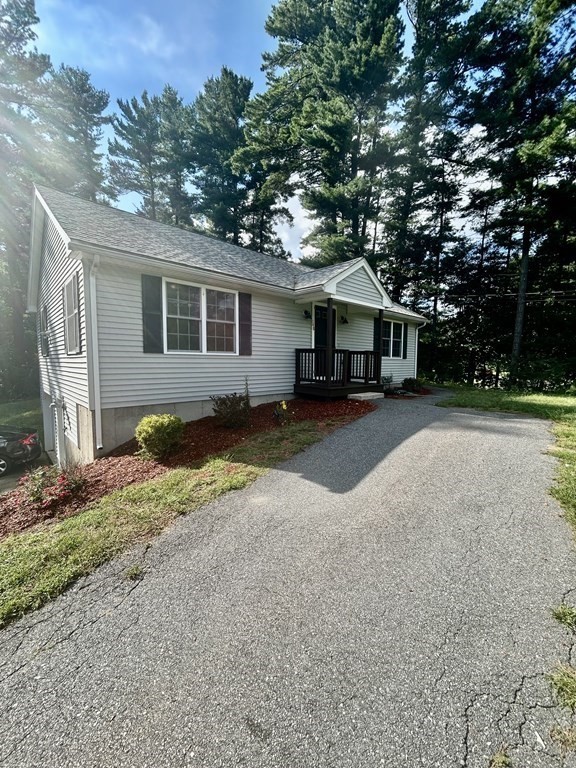 148 Frost Rd