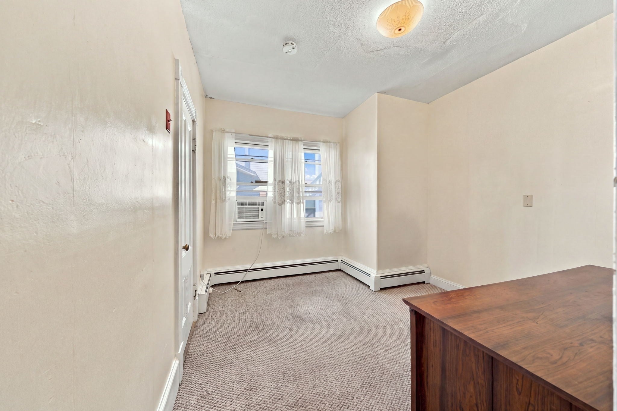 15 Otis St, Lowell, MA, 15 Otis St, Lowell, MA Photo #6