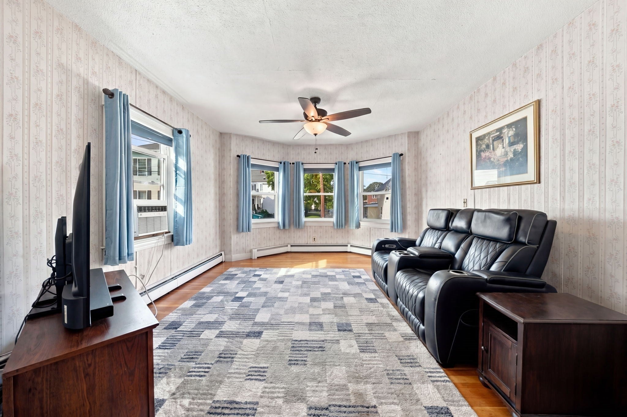 15 Otis St, Lowell, MA, 15 Otis St, Lowell, MA Photo #3