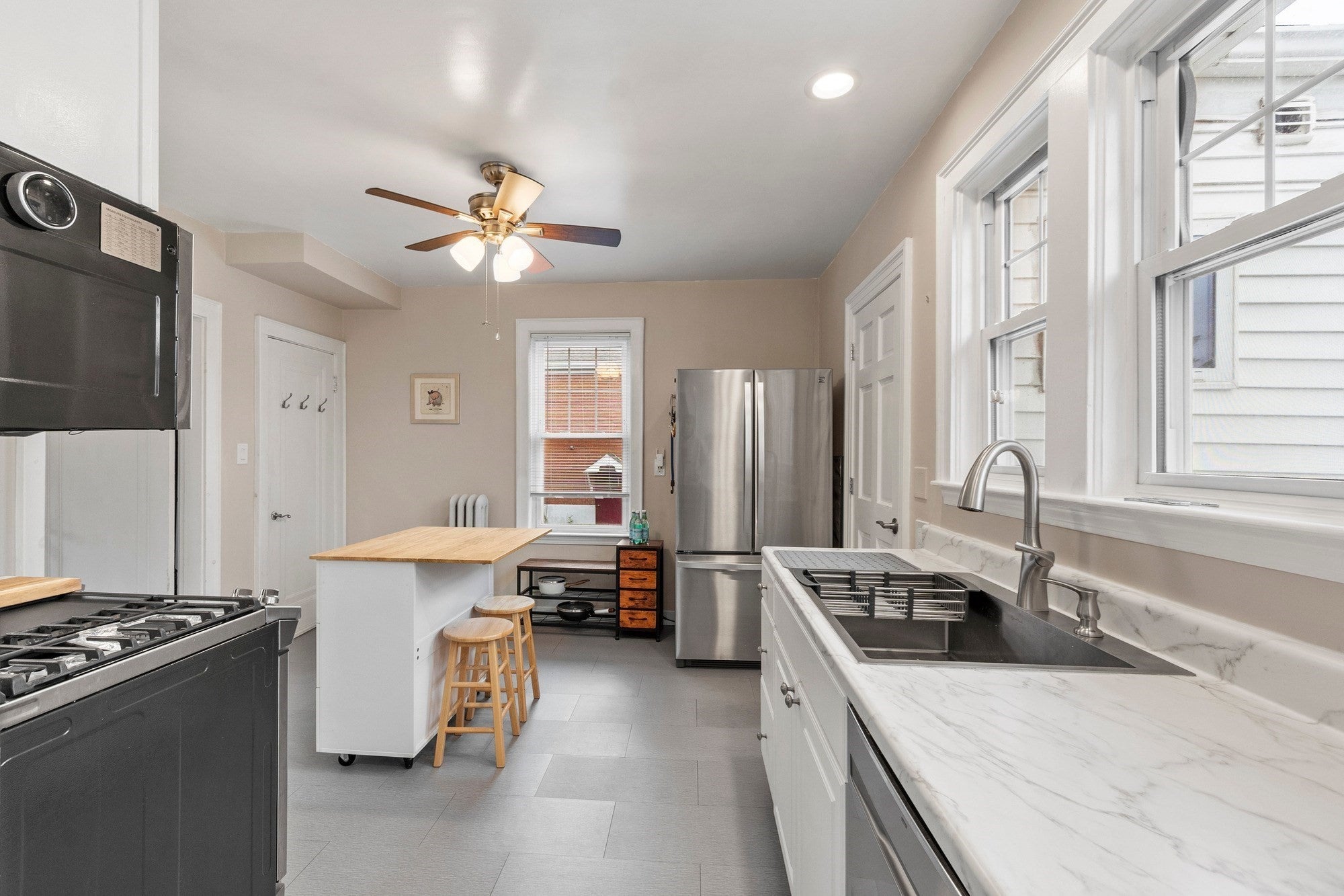 15 Bruce Rd, Waltham, MA Photo #13