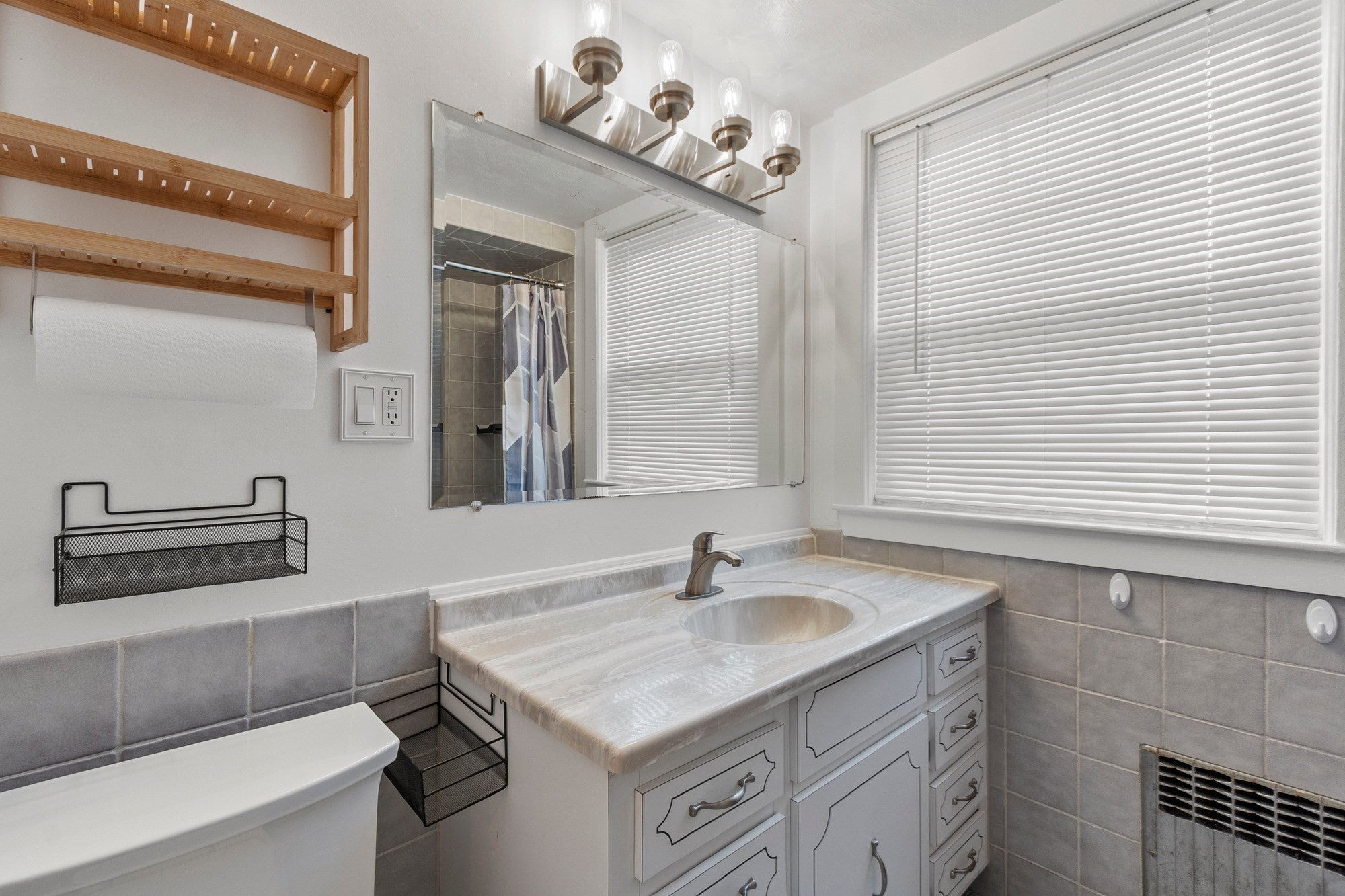 15 Bruce Rd, Waltham, MA Photo #31