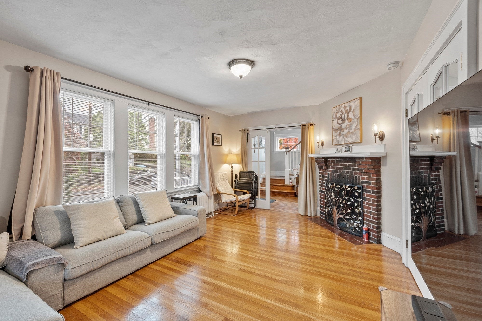 15 Bruce Rd, Waltham, MA Photo #6