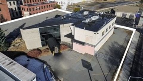 241 Southbridge St Worcester MA 01608
