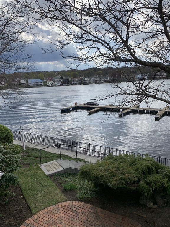 70-5 S Quinsigamond Ave 5