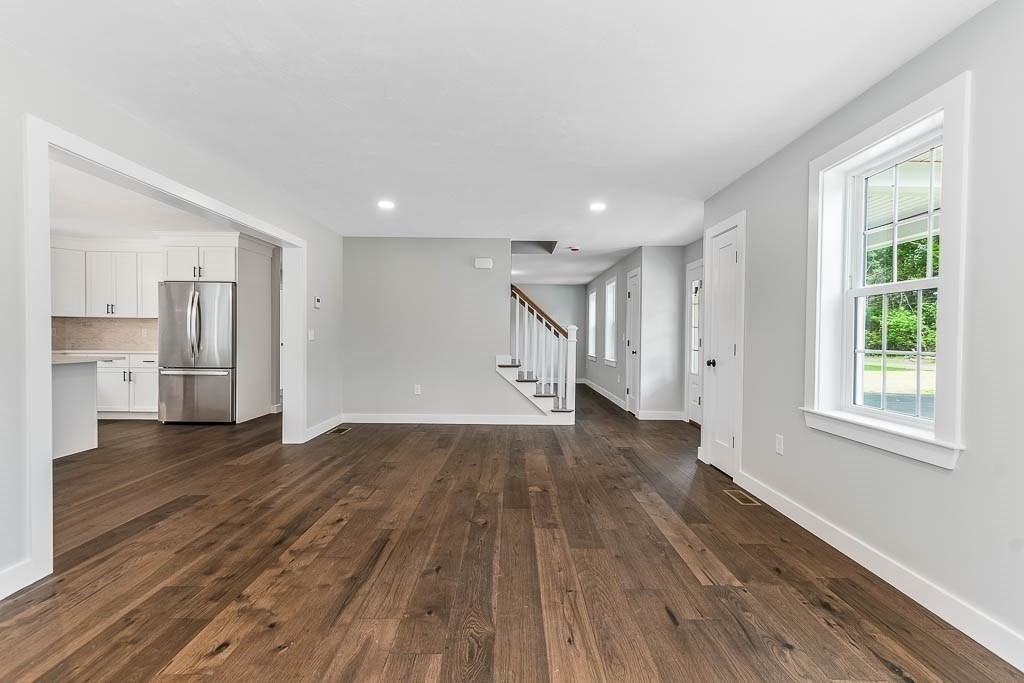 90 Howland Rd.