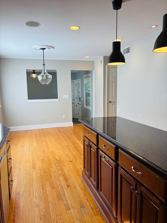31 Leetewood DR, Longmeadow, MA Photo #6