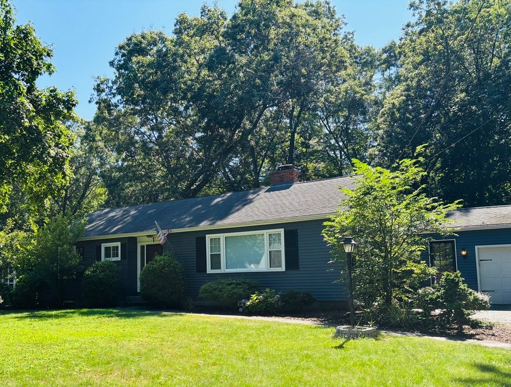 31 Leetewood DR, Longmeadow, MA Photo #1