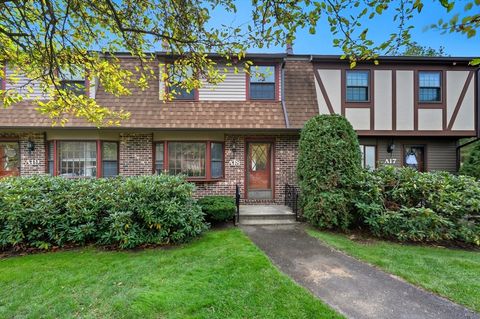 18 Scotty Hollow Dr A Chelmsford MA 01824