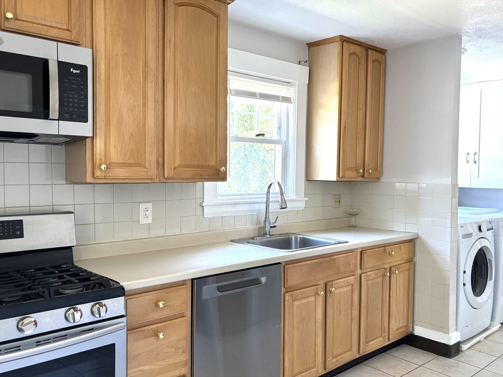 30 Bacon St 1