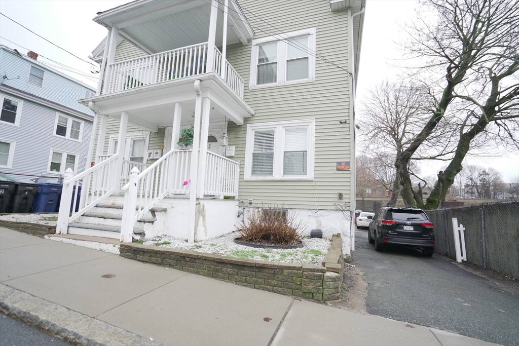 11 Ropes St